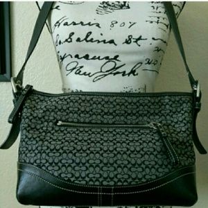 SOLD!!!! 💓AUTHENTIC COACH PURSE 💓